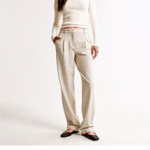 Abercrombie “A&F Quinn tailored straight Pant” NWT